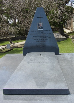 grave_of_david_john_howard_thompson