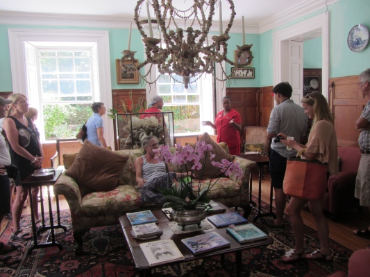 great_house_drawing_room