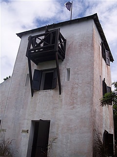 grenade_hall_signal_station