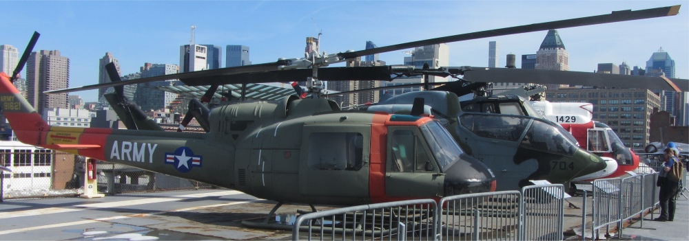 intrepid_helicopters