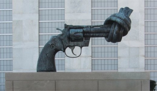 non_violence_sculpture