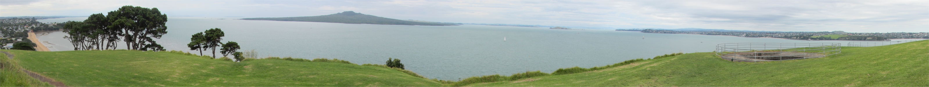 looking_to_rangitoto_from_north_head