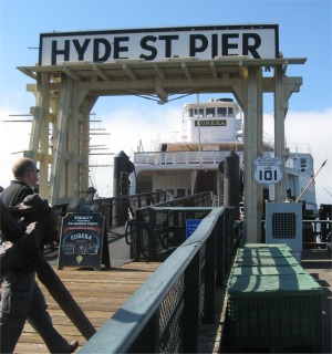 101_on_hyde_street_pier