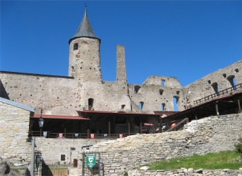 episcopal_castle