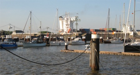 brunsbuttel_marina