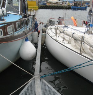 narrow_finger_pontoon