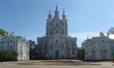 smolnyy_cathedral_and_smolnyy_convent