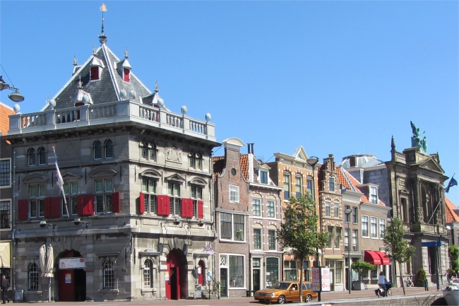 haarlem_waag_and_teylers_museum