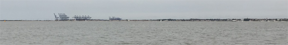 approaching_felixstowe