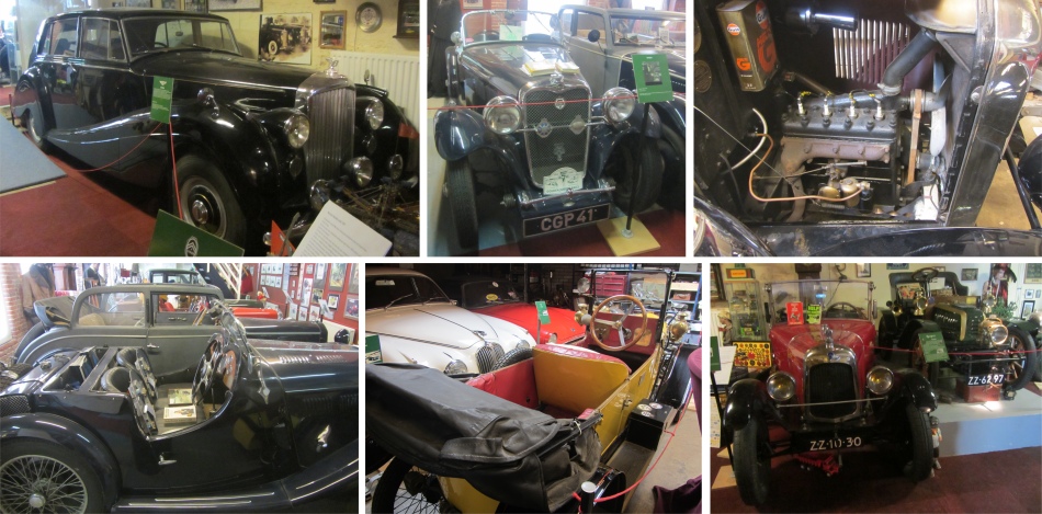 vintage_cars_in_museum