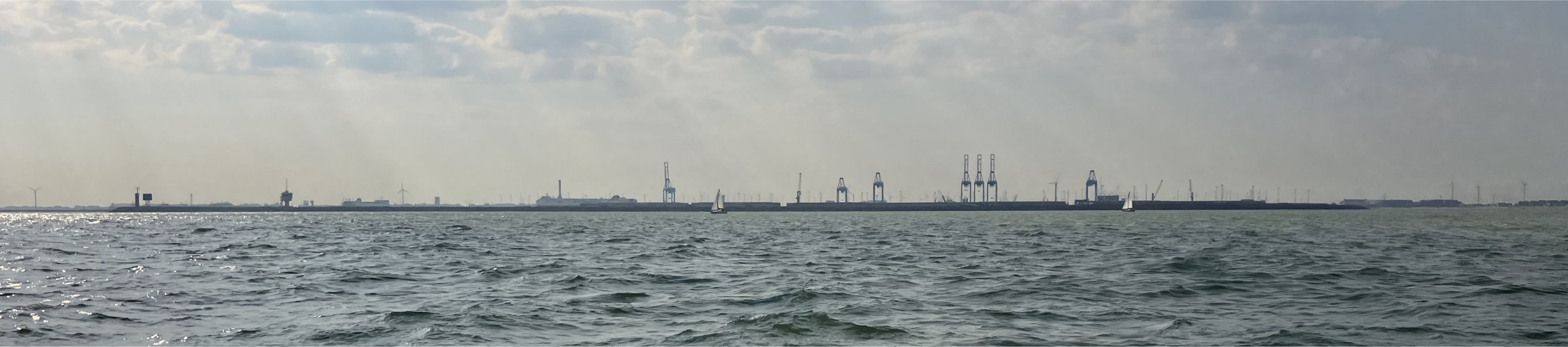 passing_zeebrugge
