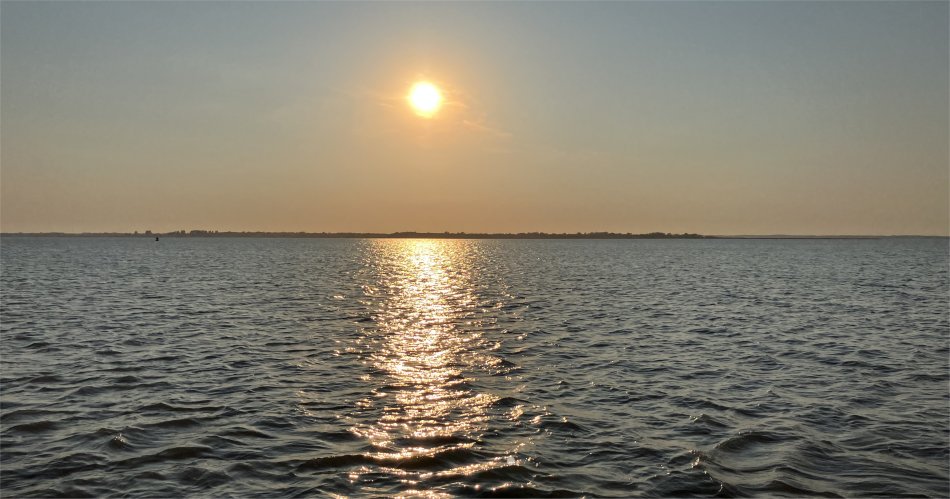 sunset_over_mersea_island