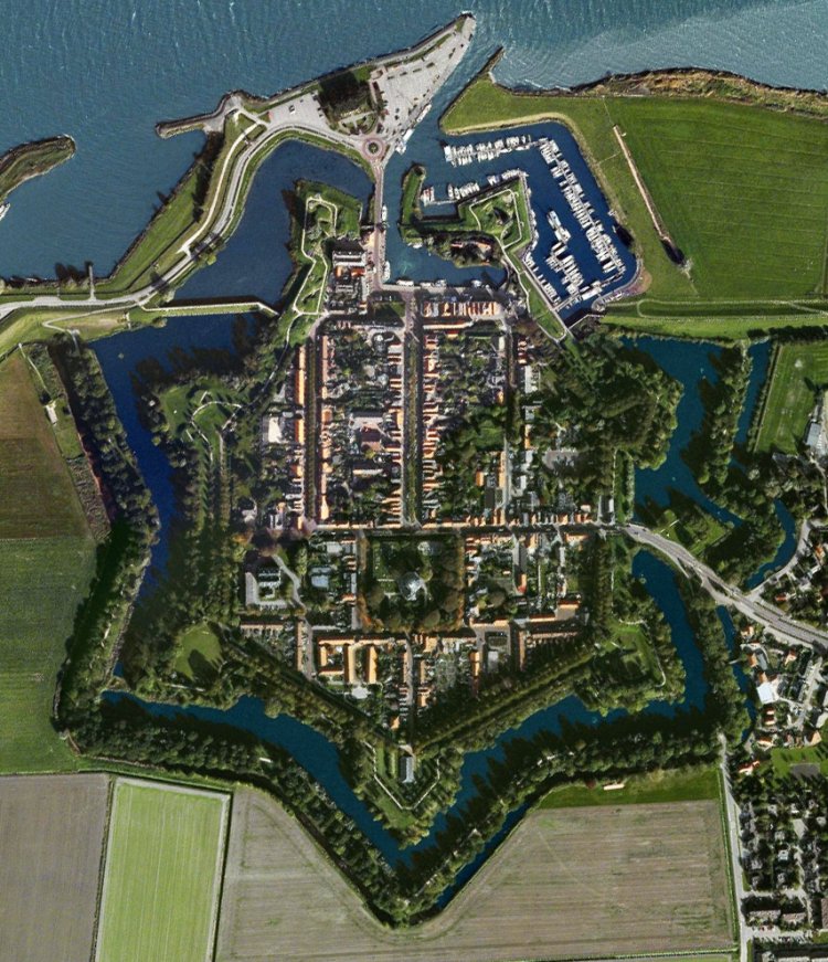 aerial_view_of_willemstad