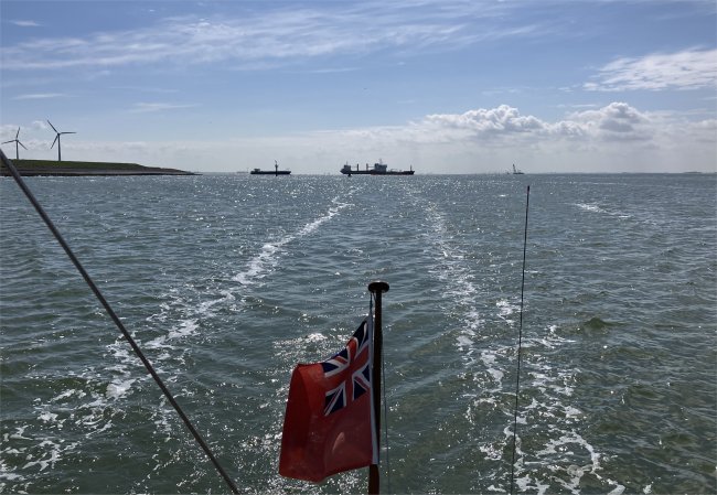 dashing_across_westerschelde