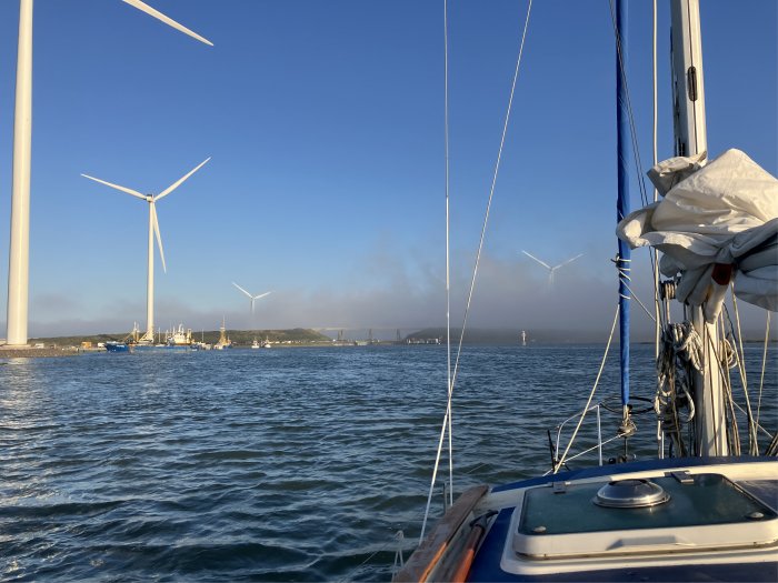 approaching_roompot_sea_lock